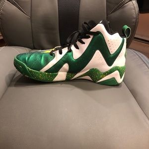 Reebok Kamikaze II Sonics